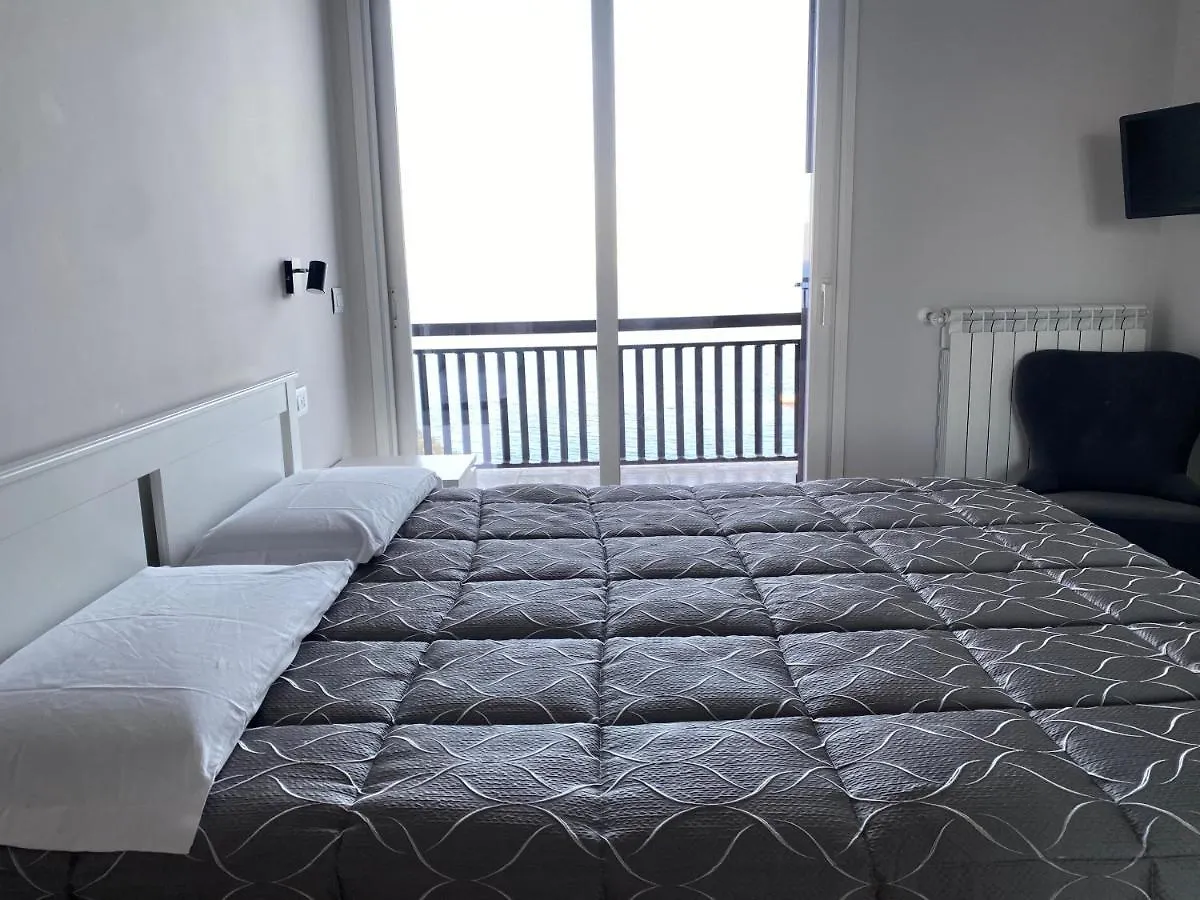 Blue Marine Taormina Apartment