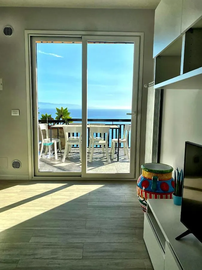 Blue Marine Taormina Apartment